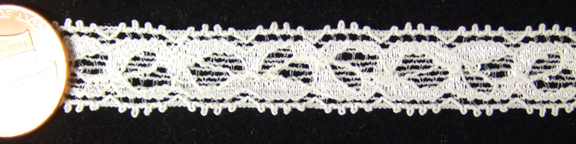 L013, Antique style Ivory EMBROIDERED stretch LACE Trim - 4ft